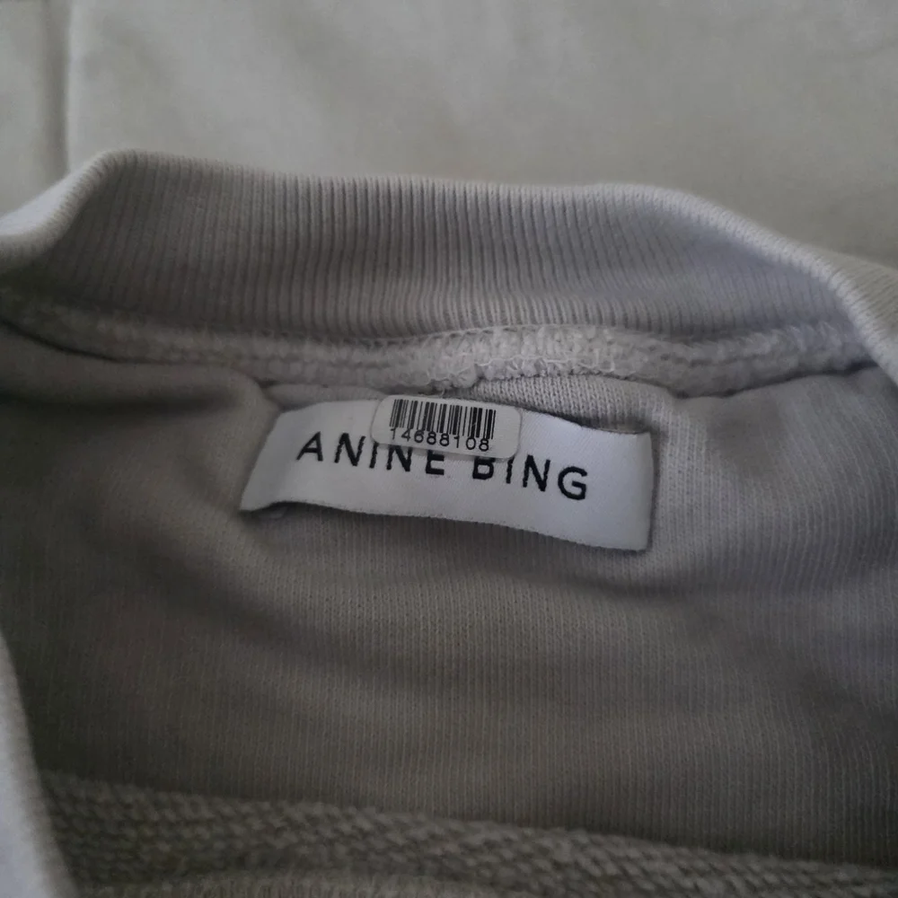 Anine Bing White Tiger Graphic Sweatshirt - Picture 5 of 9